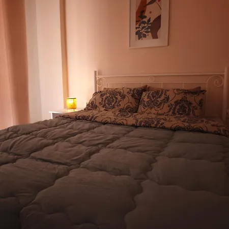 Cozy In The Center Apartment Katerini
